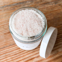 Load image into Gallery viewer, sweet dreams bath soak | jasmine & vanilla