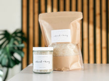Load image into Gallery viewer, oatmeal + honey bath soak | colloidal oatmeal, honey & vanilla