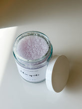 Load image into Gallery viewer, lilac spritz bath soak | the spring collection