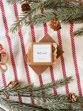 Load image into Gallery viewer, hot cocoa soap | the winter collection