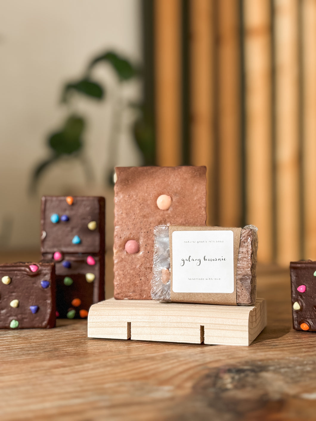 galaxy brownie soap | cocoa butter, benzoin & vanilla