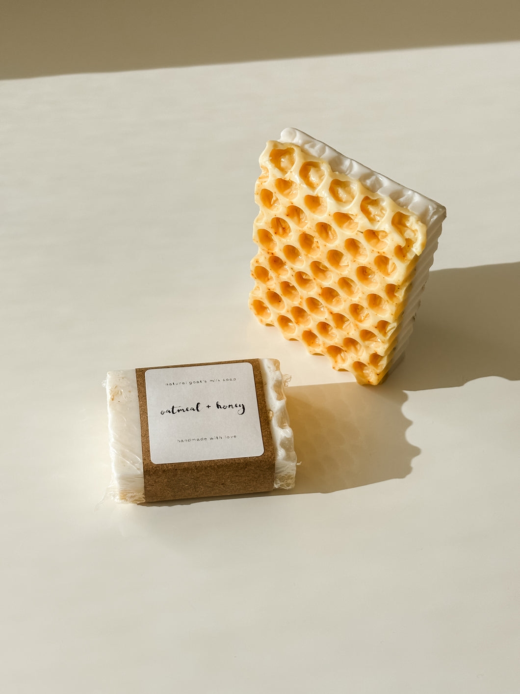 oatmeal & honey soap | colloidal oats, honey, & vanilla