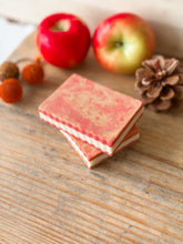 Load image into Gallery viewer, honeycrisp harvest soap | citrus, sage + vanilla
