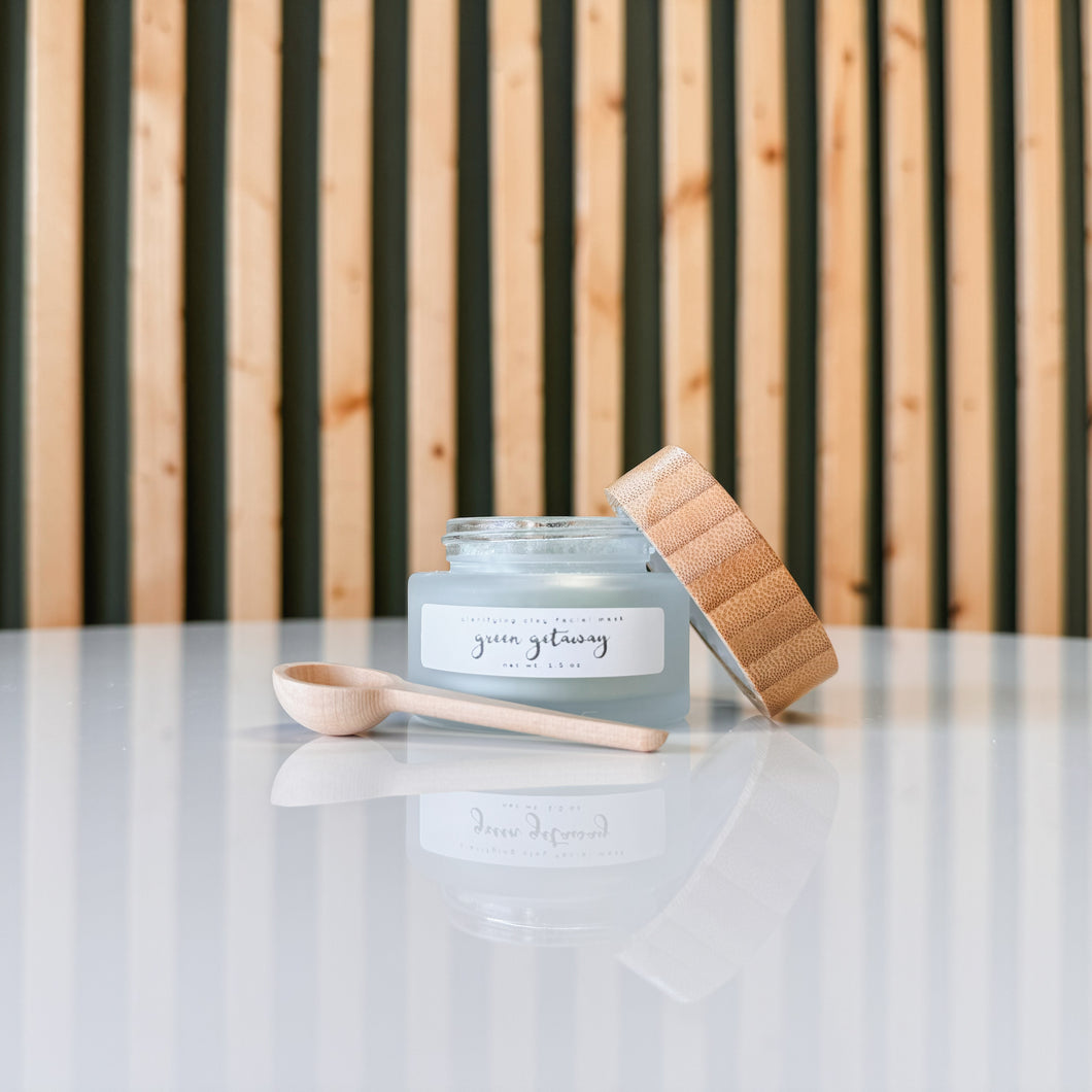 green getaway mask | clarifying clay facial mask