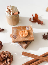 Load image into Gallery viewer, iced psl soap | the autumn collection
